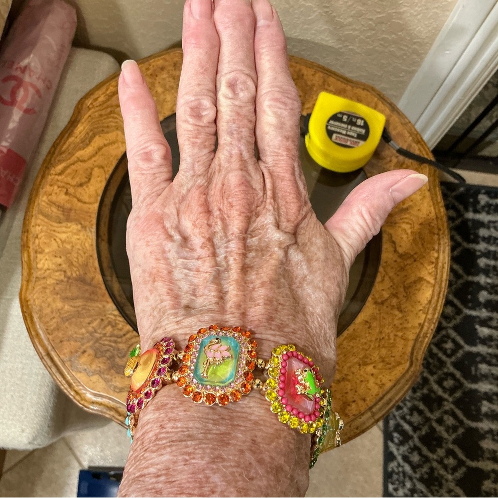 BETSEY JOHNSON
Stone Critter Bracelet - Picture 5 of 7